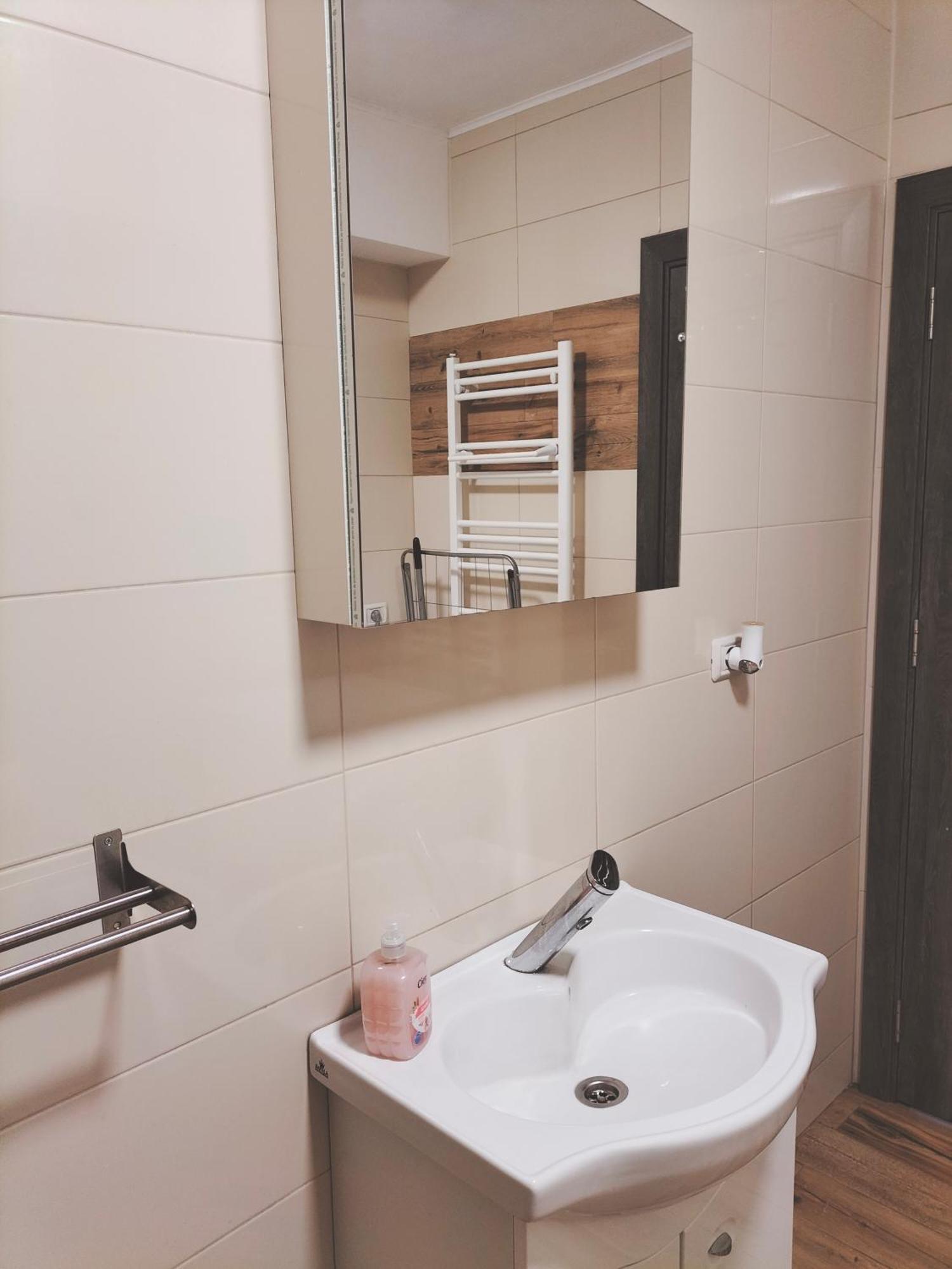 Apartamento Lotus Area On Oradea Exterior foto