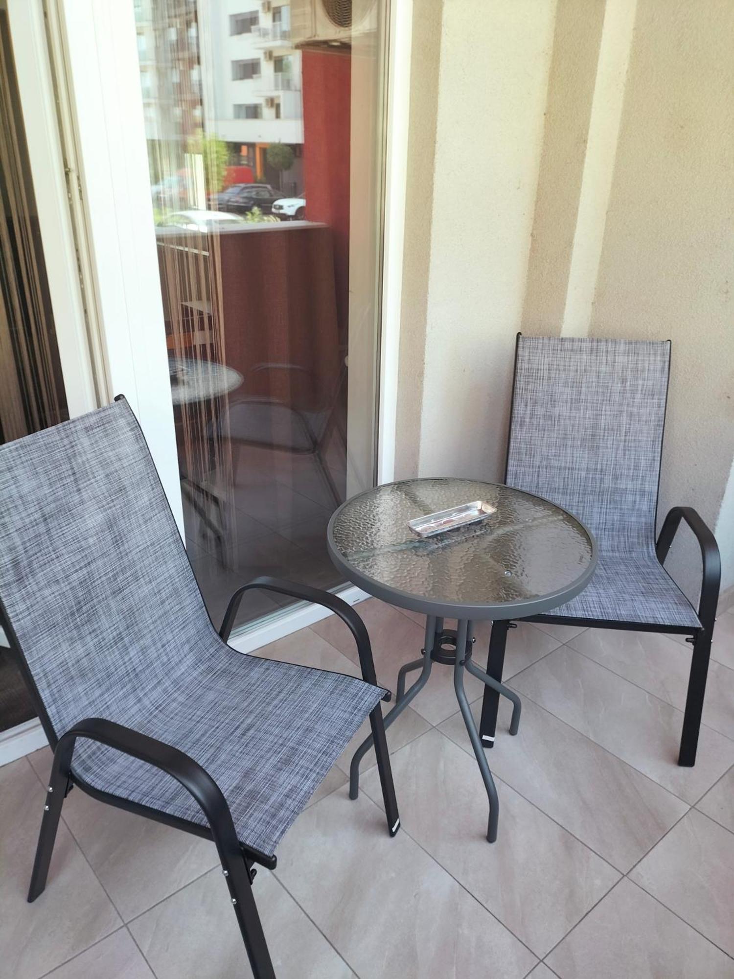 Apartamento Lotus Area On Oradea Exterior foto
